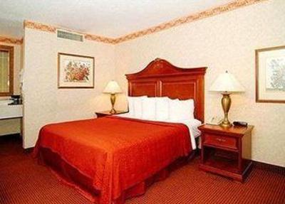 фото отеля Quality Inn Airport Salt Lake City