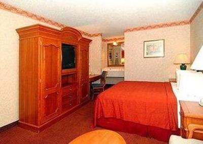фото отеля Quality Inn Airport Salt Lake City
