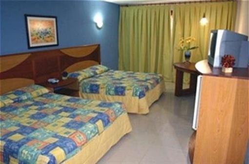 фото отеля Nautico Praia Hotel