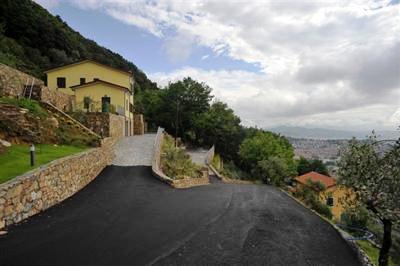фото отеля Arianna Hill House Bed and Breakfast La Spezia