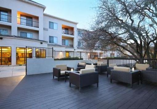 фото отеля Courtyard by Marriott Roseville
