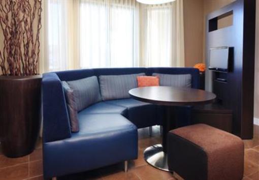 фото отеля Courtyard by Marriott Roseville