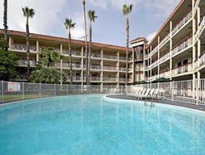 фото отеля Ramada Inn Burbank Airport