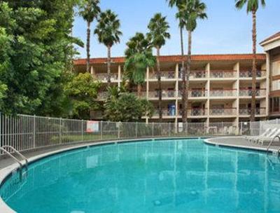 фото отеля Ramada Inn Burbank Airport