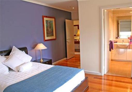 фото отеля Casa Favilla Bed and Breakfast Apollo Bay