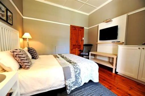 фото отеля Beachwalk Bed and Breakfast