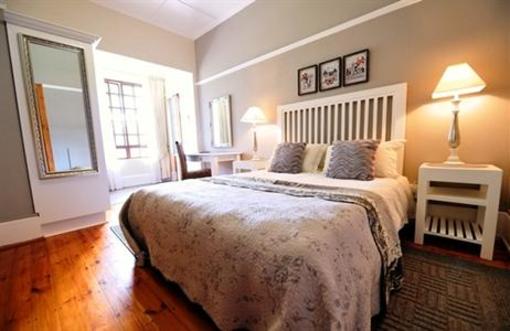 фото отеля Beachwalk Bed and Breakfast
