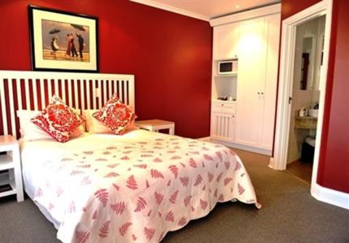 фото отеля Beachwalk Bed and Breakfast