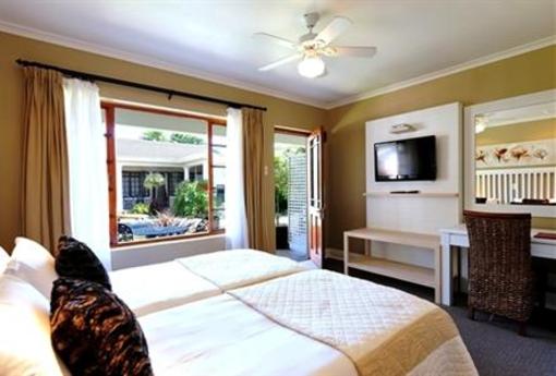 фото отеля Beachwalk Bed and Breakfast