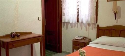 фото отеля Hostal Pretoria