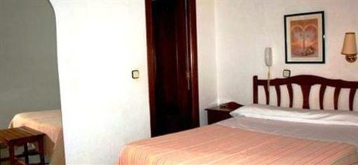 фото отеля Hostal Pretoria