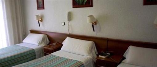 фото отеля Hostal Pretoria