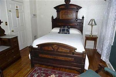 фото отеля Inn At The Olde Silk Mill