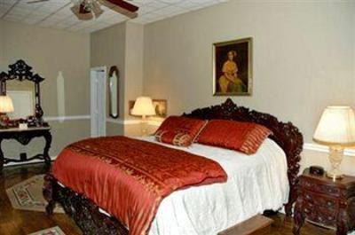 фото отеля Inn At The Olde Silk Mill