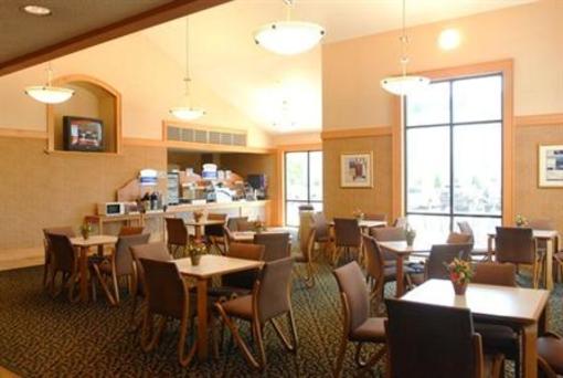 фото отеля Holiday Inn Express Hotel & Suites Springfield (Illinois)