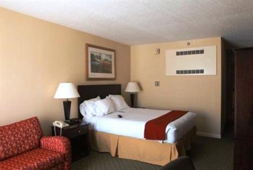 фото отеля Holiday Inn Express Hotel & Suites Springfield (Illinois)
