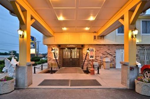 фото отеля Best Western Cantebury Inn & Suites