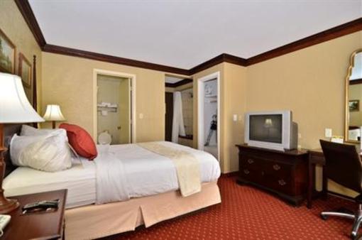 фото отеля Best Western Cantebury Inn & Suites