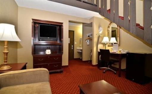 фото отеля Best Western Cantebury Inn & Suites