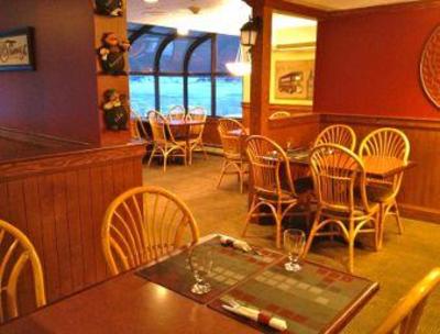фото отеля Howard Johnson Inn and Suites Miramichi