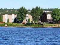 Howard Johnson Inn and Suites Miramichi