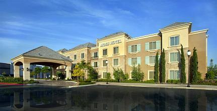 фото отеля Ayres Hotel Chino Hills