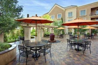 фото отеля Ayres Hotel Chino Hills