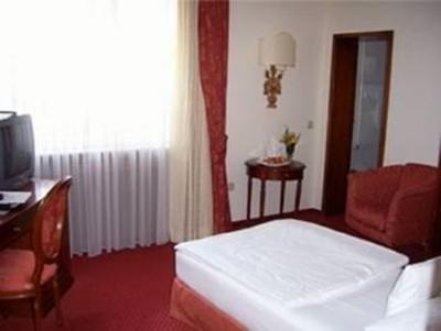 фото отеля Hotel Restaurant Erbprinz