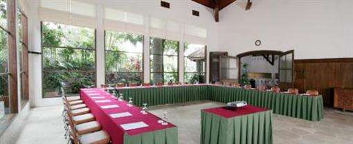 фото отеля Novus Puncak Resort & Spa