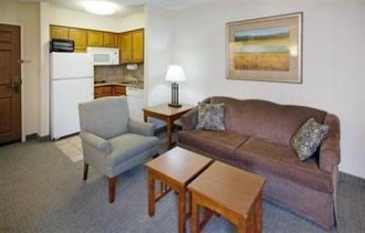 фото отеля Staybridge Suites Lincoln I-80