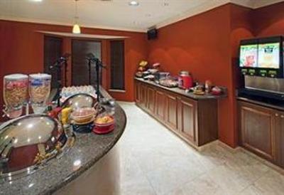 фото отеля Staybridge Suites Lincoln I-80