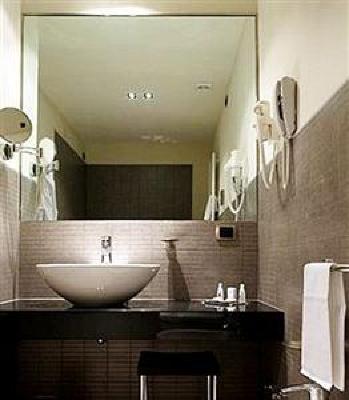 фото отеля Hotel Ovest Piacenza
