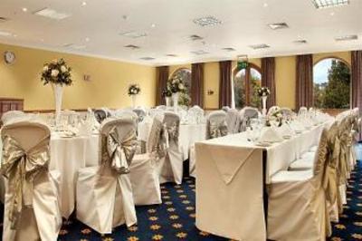 фото отеля Hilton Cobham