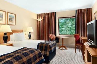 фото отеля Hilton Cobham