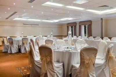 фото отеля Hilton Cobham