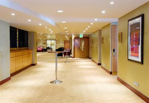 фото отеля Marriott London Heathrow