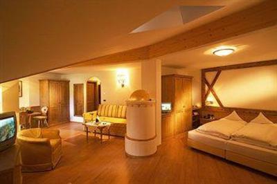 фото отеля Hotel Miravalle Selva Di Val Gardena