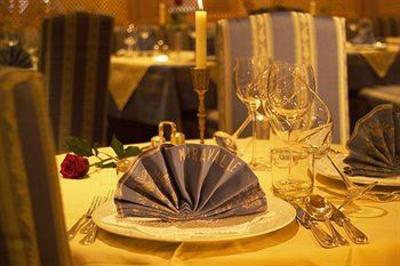 фото отеля Hotel Miravalle Selva Di Val Gardena