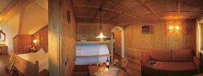 фото отеля Hotel Miravalle Selva Di Val Gardena