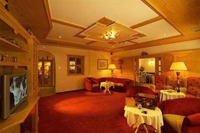фото отеля Hotel Miravalle Selva Di Val Gardena