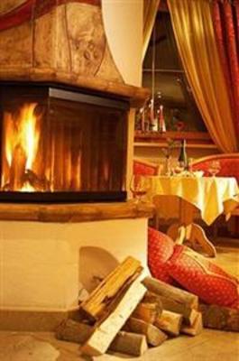 фото отеля Hotel Miravalle Selva Di Val Gardena