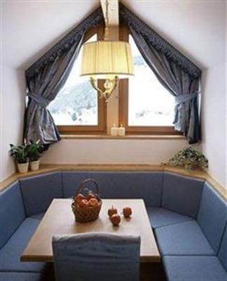 фото отеля Hotel Miravalle Selva Di Val Gardena