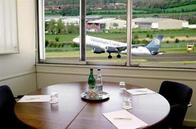 фото отеля Holiday Inn Glasgow Airport