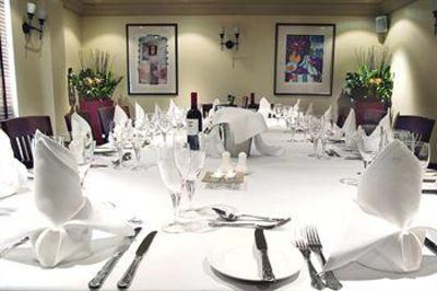 фото отеля Holiday Inn Glasgow Airport