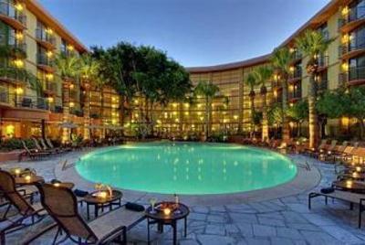 фото отеля Embassy Suites Hotel Phoenix Biltmore