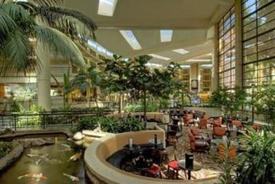 фото отеля Embassy Suites Hotel Phoenix Biltmore