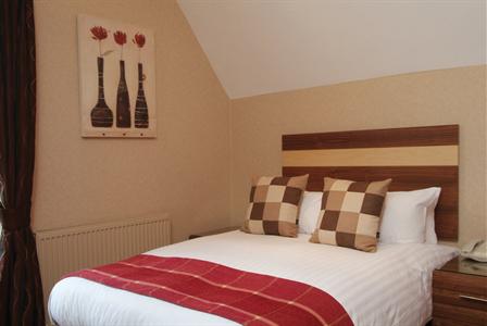 фото отеля Best Western PLUS Dean Court Hotel