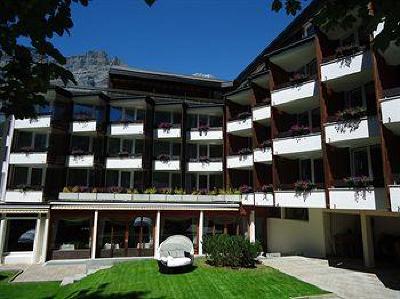 фото отеля Parkhotel Quellenhof Leukerbad