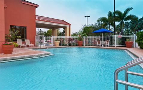 фото отеля Holiday Inn Express Hotel & Suites Universal Studios Orlando