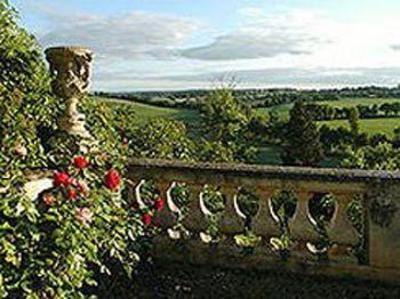 фото отеля Chateau De Larroque Hotel Gimont